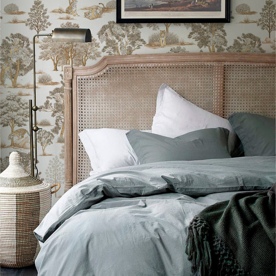 Tiger In The Woods - Beige